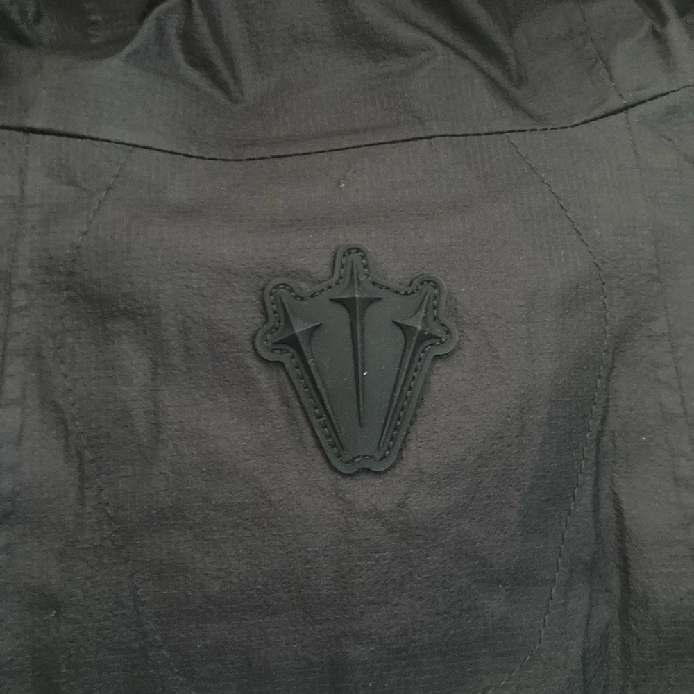 Nike x NOCTA Running Black Jacket Swarovski Swoosh Women's S XS DR2678 010  NWT - Picture 6 of 7